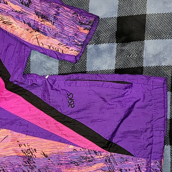 Vintage. Made in USA. ASICS. Full-zip windbreaker. Like-new. Women's Large - Picture 3 of 16